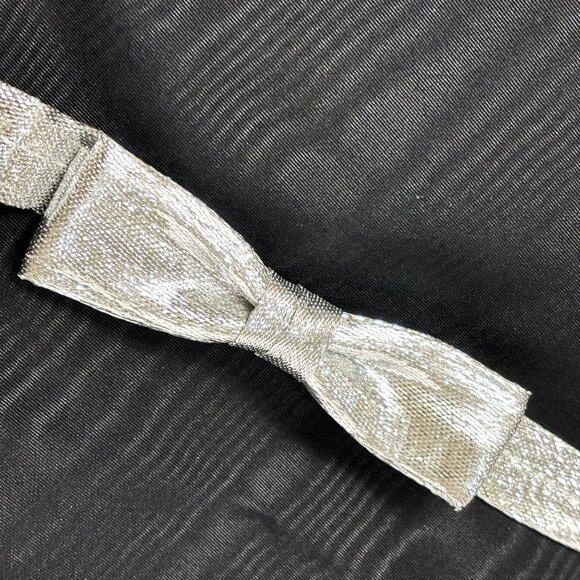 Formal Tuxedo Bowtie Pre-Tied Silver Lame’ Adjustable Unisex Vintage NWOT - Picture 9 of 10